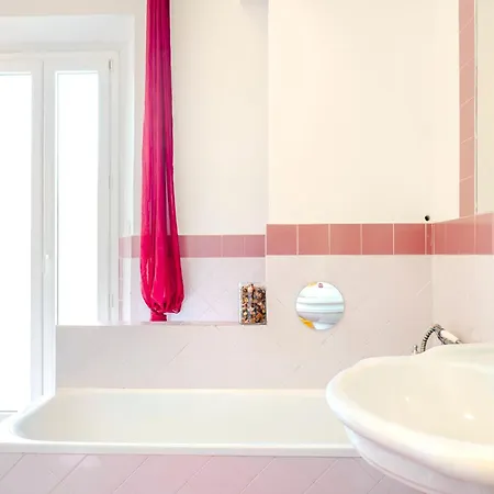 Di Design In Via Gioberti شقة