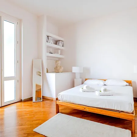 Di Design In Via Gioberti فلورنس